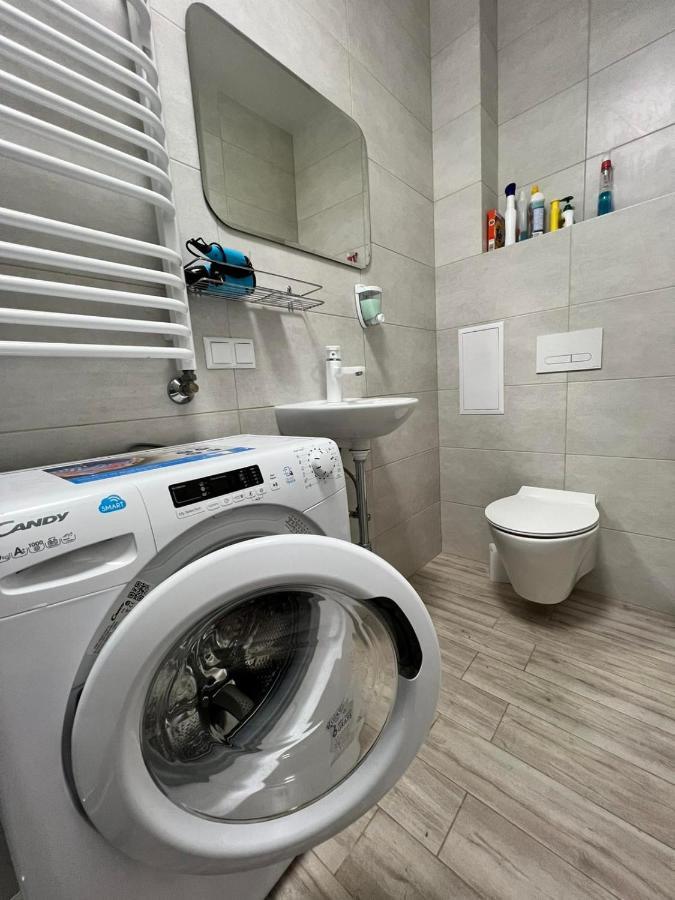 Transfer і.franka 59 Apartment